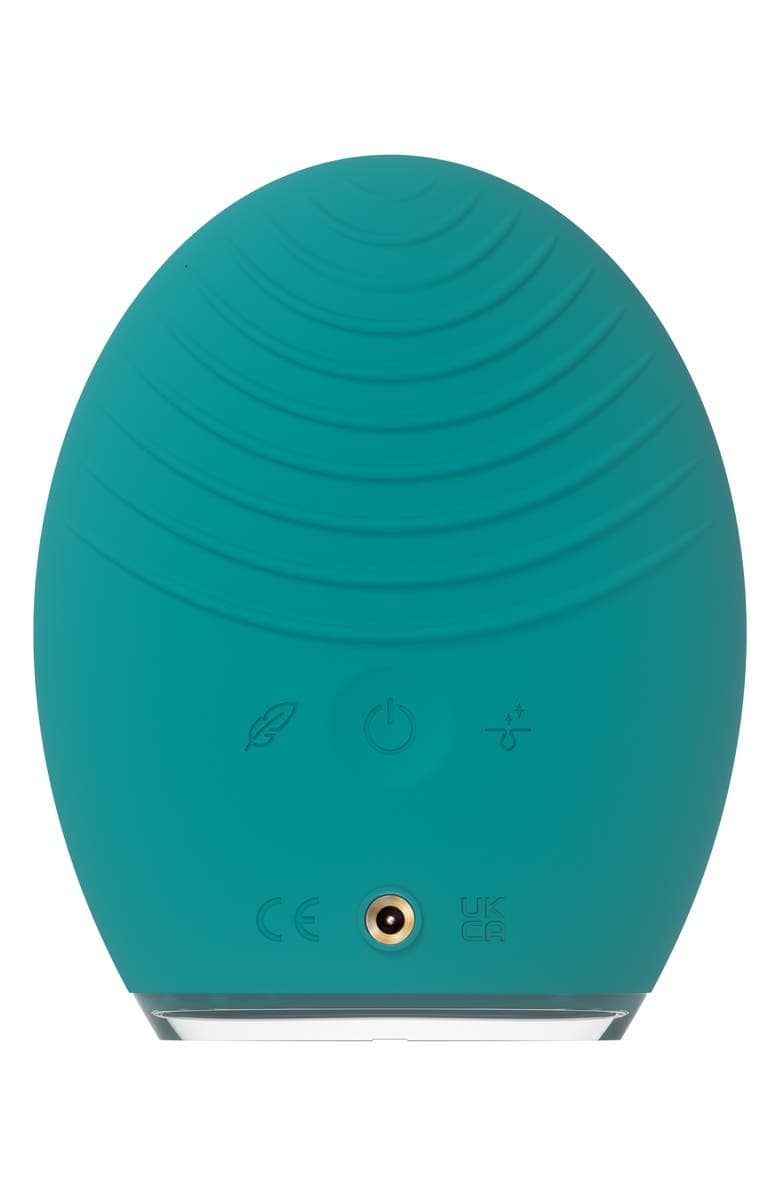 Second image of Men 2-in-1 Smart Facial Cleansing Bundle