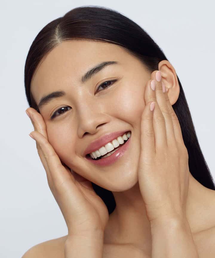 Second image of Celestial Black Diamond Brightening Essence