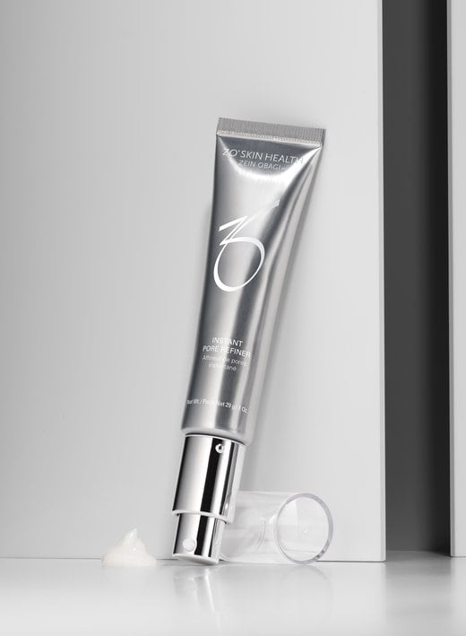 Second image of Instant Pore Refiner
