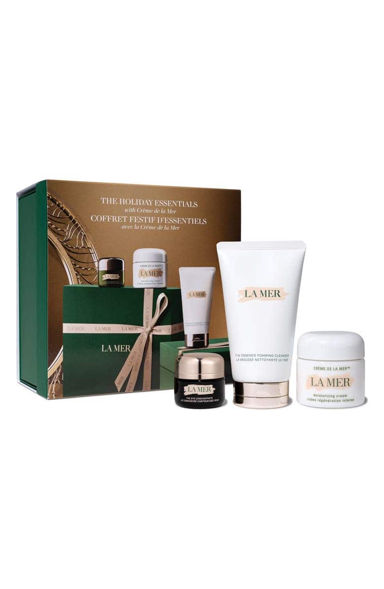 The Holiday Essentials Skincare Set