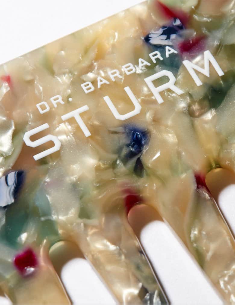 Second image of MOLECULAR HAIR AND SCALP COMB